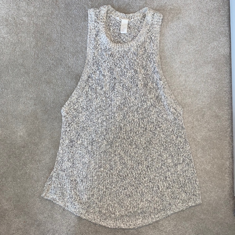 H&M sleeveless tank knit sweater
